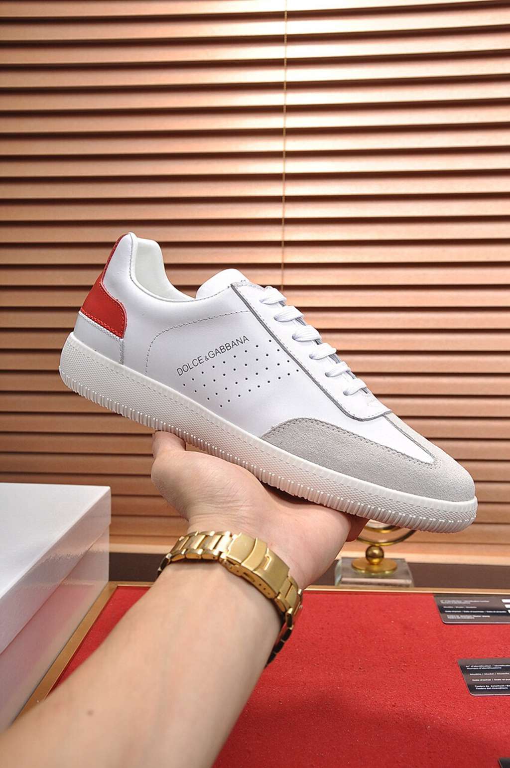 D*G sneaker